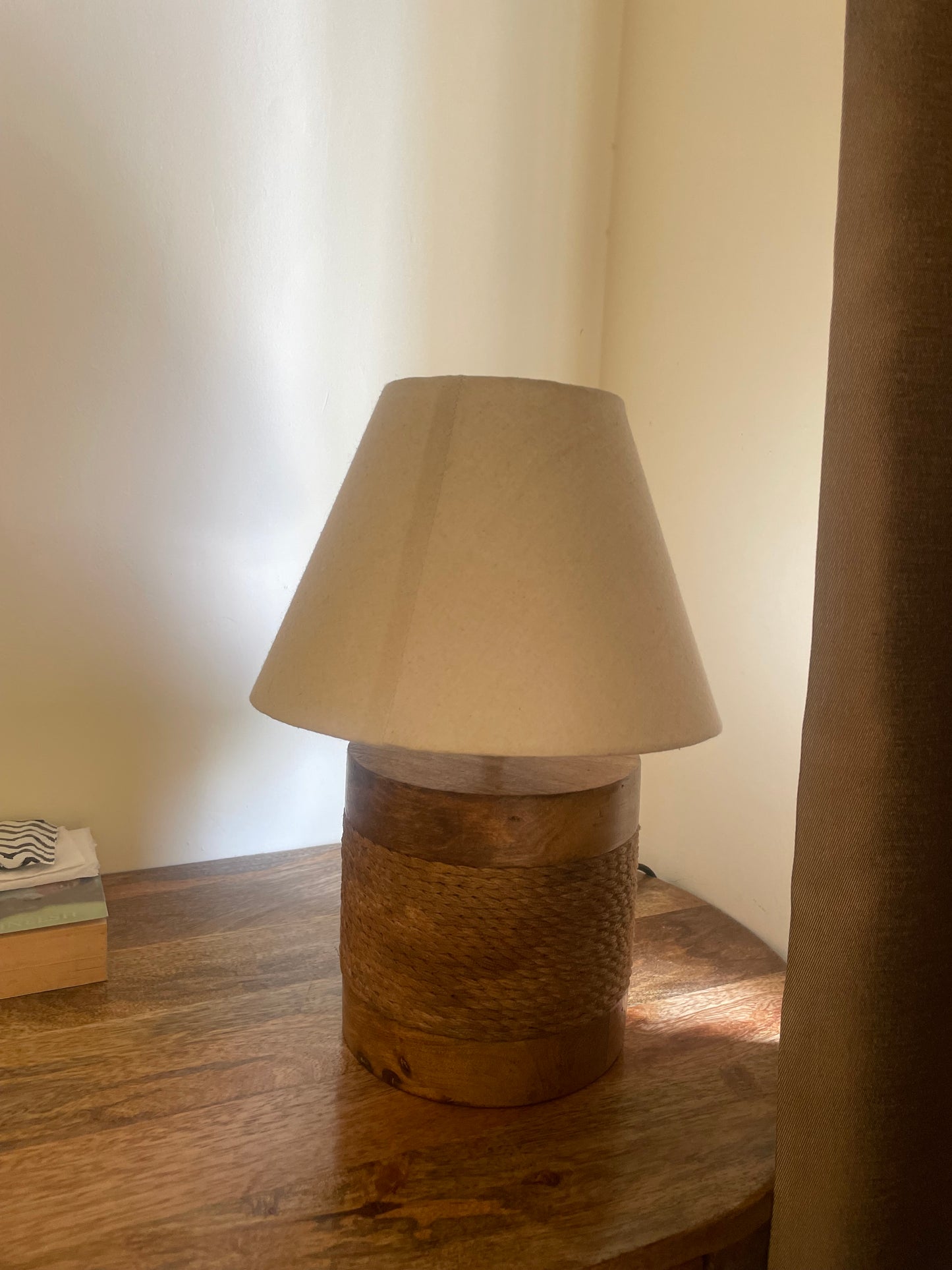 Solid wood lamp